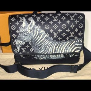 Authentic Louis Vuitton Chapman brothers messenger